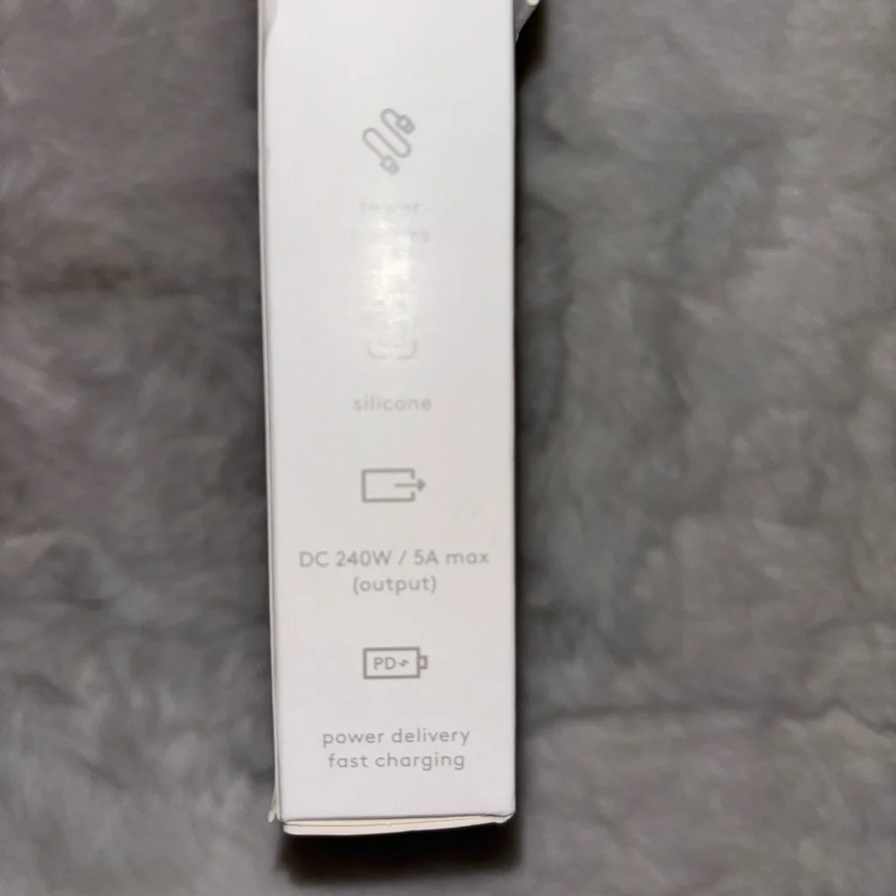 HeyDay 6 Ft long USB C - USB C CHARGER CORD Cable ~ Open Box ~